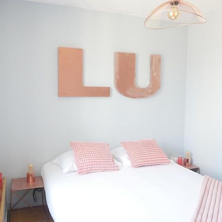 Surprenantes - La Biscuiterie Apartment Exterior photo